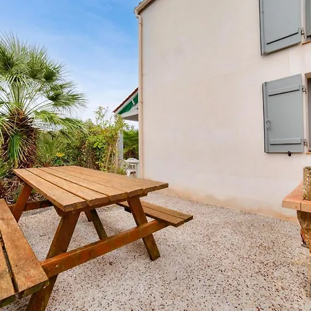 Prázdninový dům La Tranche-Sur-Mer, Maison Pour 3 Adultes-2 Enfants La Tranche-sur-Mer